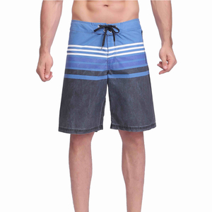 男士条纹颜料打印游泳防水板短裤